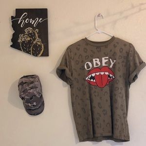 Obey very ugly tee shirt